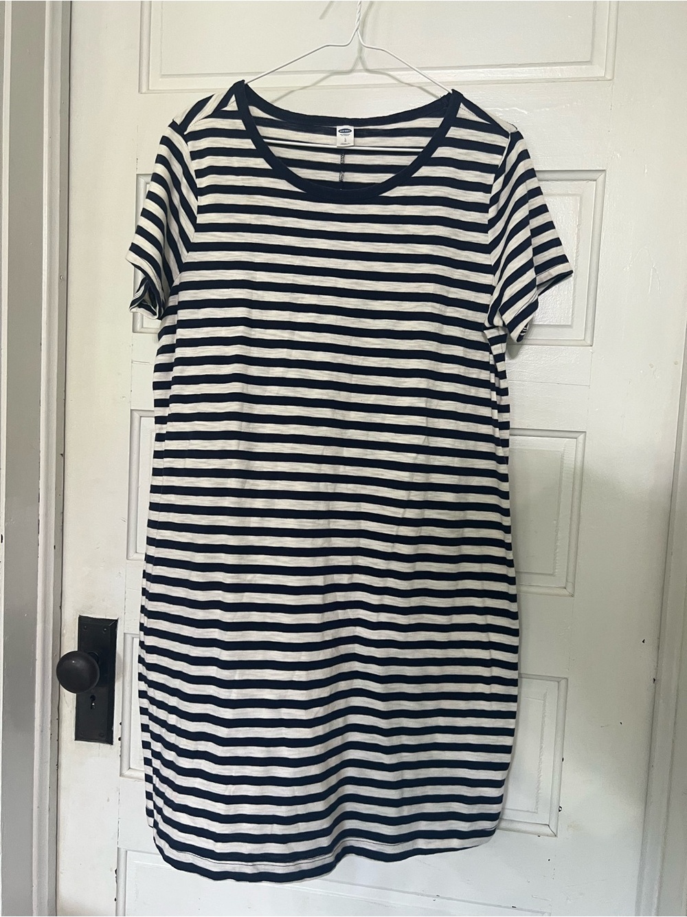 Old Navy women's crew-neck navy and white striped t-shirt dress